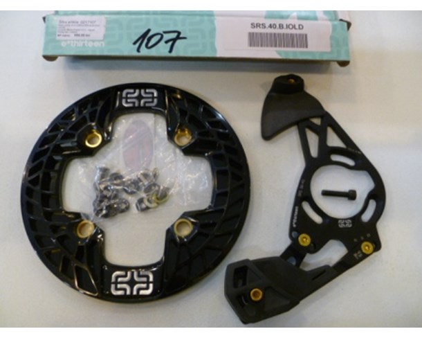 E13 Vodiliva SRS.40.B.IOLD crni